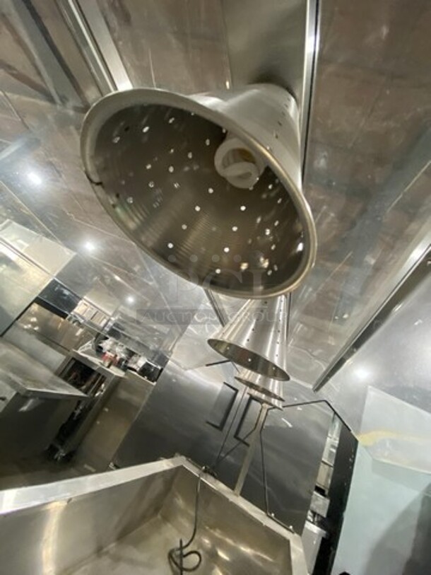 Vollrath Commercial Refrigerated Food Serving Station Counter/ Cold Pan! With Sneeze Guard! With Lowering Prep Line! Stainless Steel Body! On Casters! Model: R3871660 SN: B31500809205001 120V 60HZ 1 Phase - Image 6 of 10