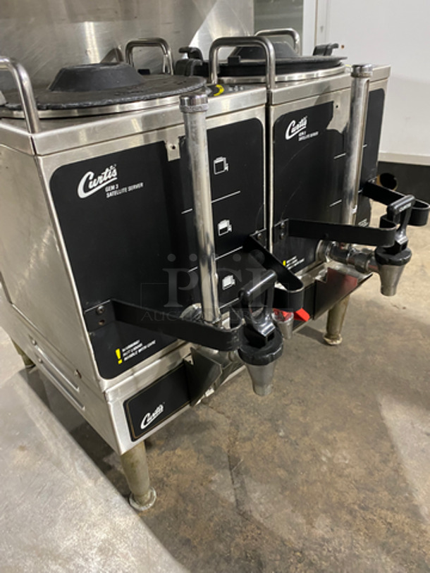 Curtis Commercial Countertop Dual Coffee Brewing Machine! With Hot Water Dispenser! With Beverage Holders/Dispensers! All Stainless Steel Body! On Small Legs! Model: GEM312IL10 SN: 10353419 220V 60HZ 1 Phase - Image 5 of 8