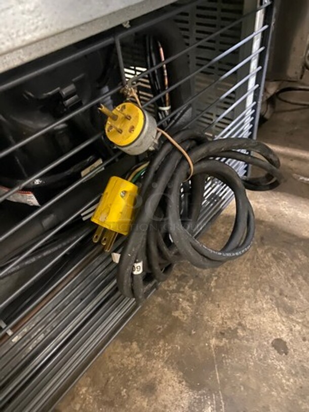 2017 Hydra Kool Commercial Refrigerated Open Grab-N-Go Display Case! Solid Stainless Steel! Model: KGHOF60SA SN: 1740013 120/230V 60HZ 1 Phase - Image 8 of 8