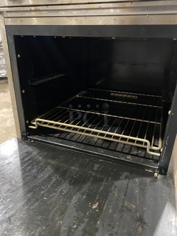 Cook Rite Commercial Natural Gas Powered 4 Burner Stove! With Raised Back Splash And Salamander Shelf! With Oven Underneath! All Stainless Steel! On Casters! - Image 7 of 9