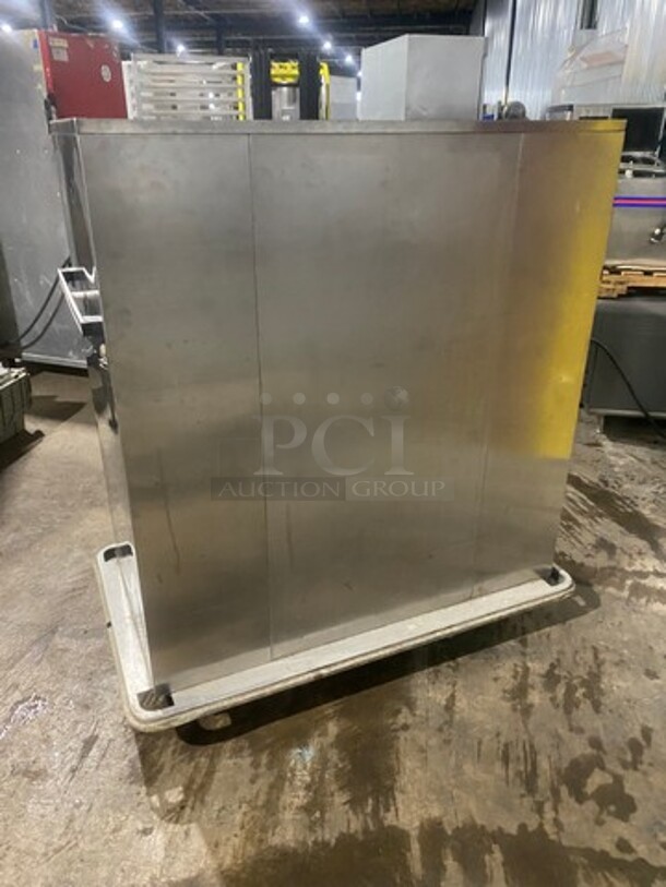 Carter Hoffmann Commercial Food Holding Cabinet! All Stainless Steel! On Casters! - Image 4 of 7