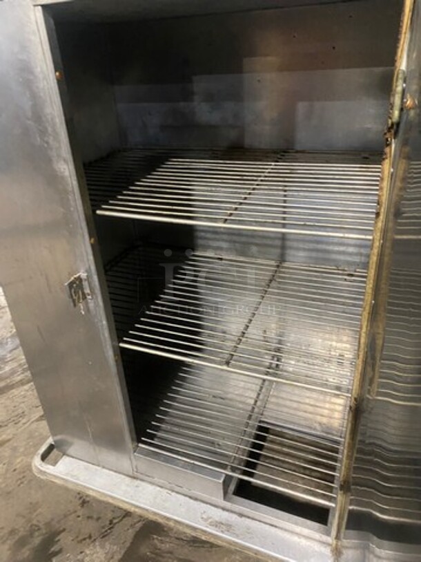Carter Hoffmann Commercial Food Holding Cabinet! All Stainless Steel! On Casters! - Image 5 of 7