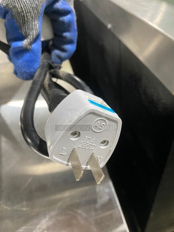 Commercial Electric Powered Countertop Corndog Fryer! All Stainless Steel! 220V! Model: NP-393! - Image 8 of 8