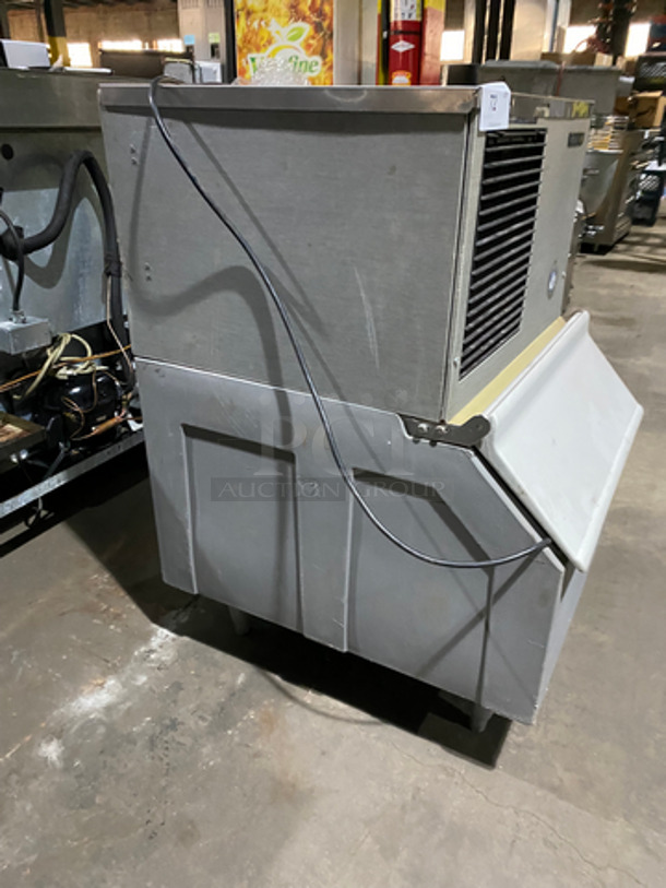 Hoshizaki Commercial Air-Cooled Ice Machine! On Legs! Model: KM-250BAF SN: N14051F 115/120V 60HZ 1 Phase - Image 2 of 8