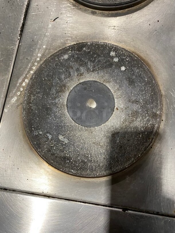 WOW! Late Model! Barely Used Imperial Electric Hotplate With 6 Burners Sealed Round Plates! Working When Removed! 208V - Image 6 of 9