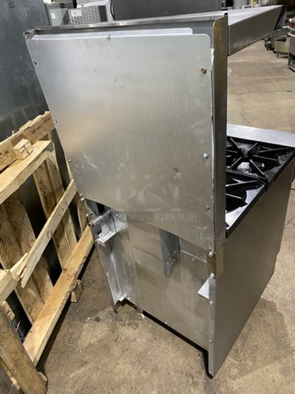 American Range Commercial Natural Gas Powered 4 Burner Stove! With Raised Back Splash And Salamander Shelf! With Oven Underneath! All Stainless Steel! On Legs! - Image 4 of 9
