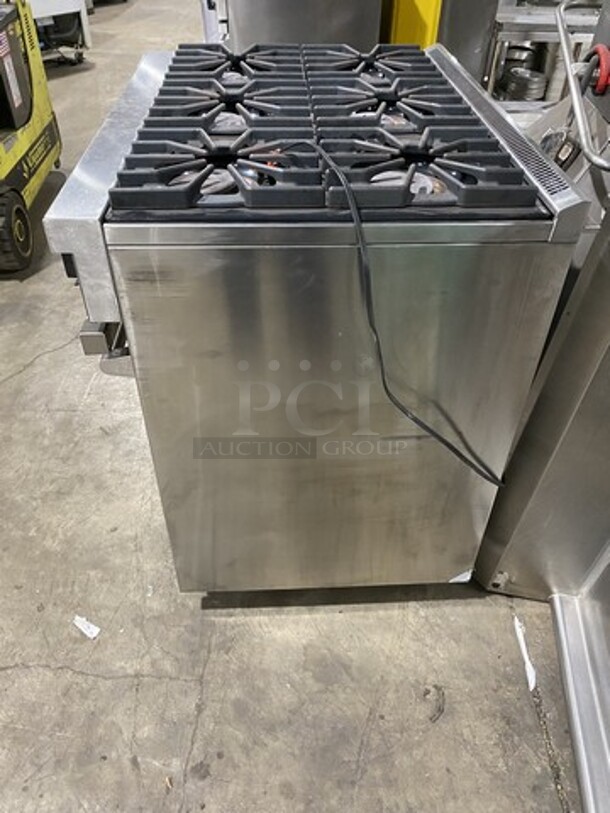 Viking Professional 6 Burner Range! With Convection Oven Underneath!  - Image 2 of 9