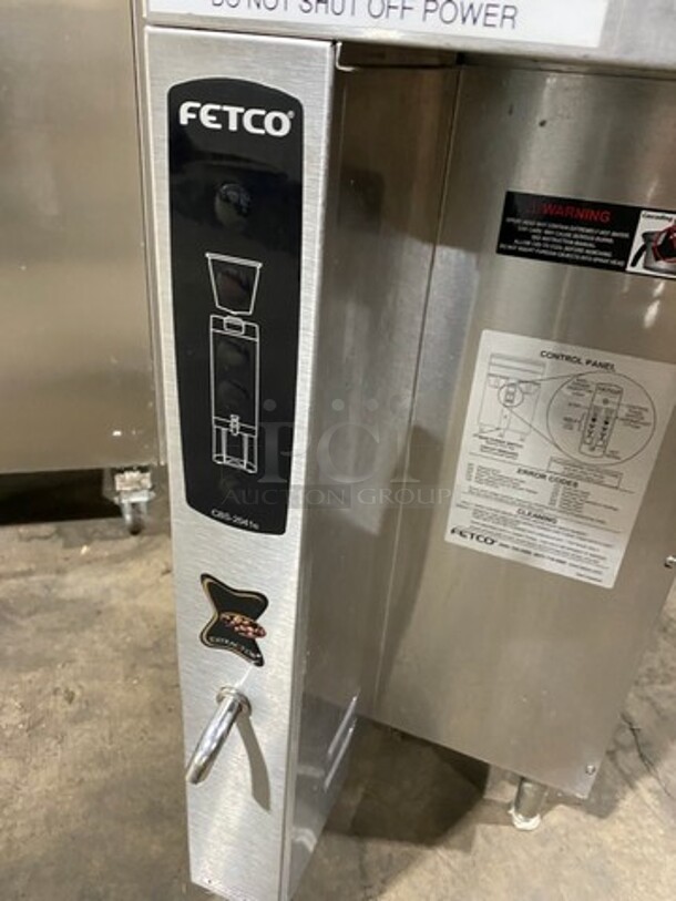 Fetco Commercial Countertop Coffee Brewing Machine! All Stainless Steel! On Legs! WORKING WHEN REMOVED! Model: CBS2041E SN: 450408113625 120/208/240V 60HZ 1 Phase - Image 5 of 7