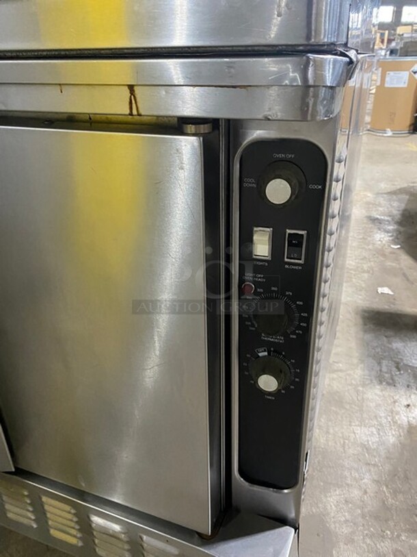 Blodgett Stainless Steel Commercial Gas-Powered Full-Size Convection Ovens w/ Solid Doors and Thermostatic Controls! 2X Your Bid Makes One Unit! - Image 8 of 9