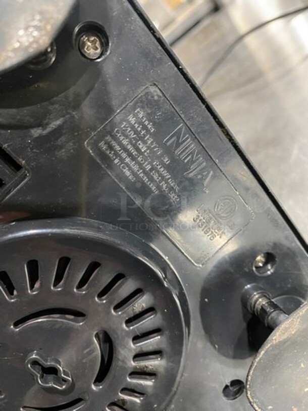 Ninja Countertop Professional Blender! Model: BL77130 120V - Image 8 of 9