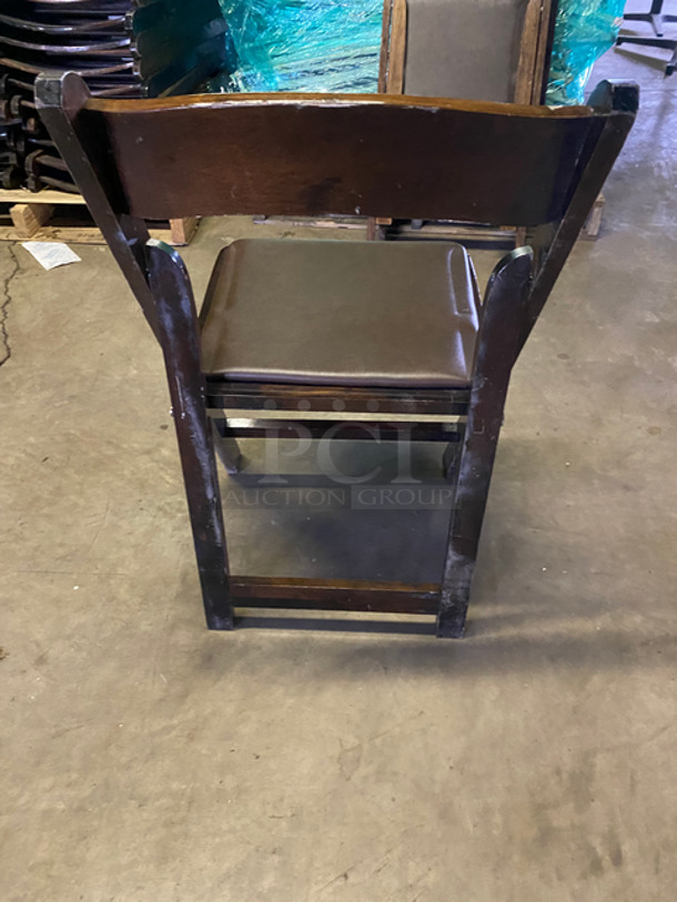 Brown Cushioned Foldable Chairs! Wooden Pattern Body! 10x Your Bid! - Image 4 of 9