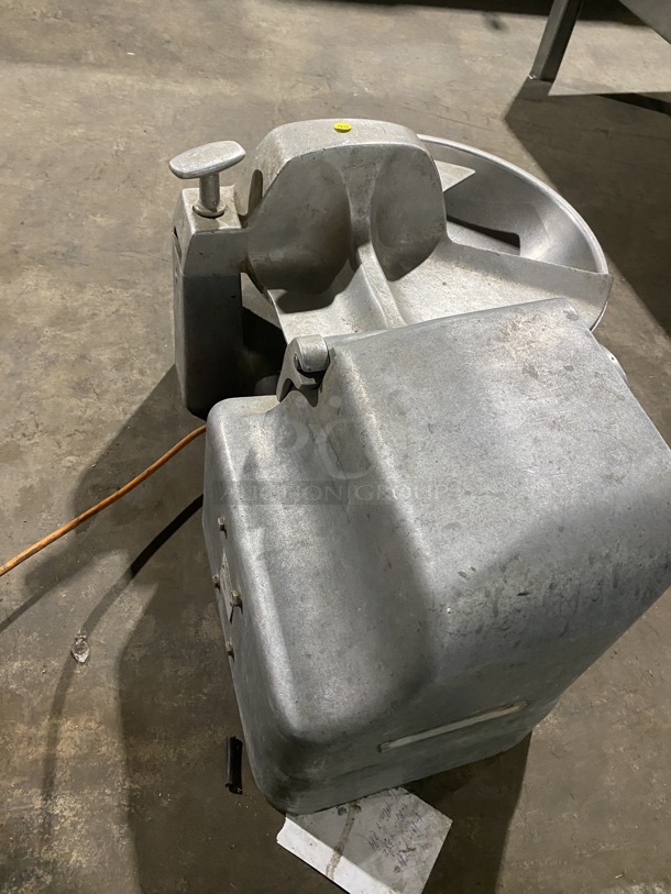  Hobart Stainless Steel Commercial Countertop Buffalo Chopper! MODEL:8185 SN:56-043-275 115V 1Ph! Working When Removed!  - Image 3 of 8