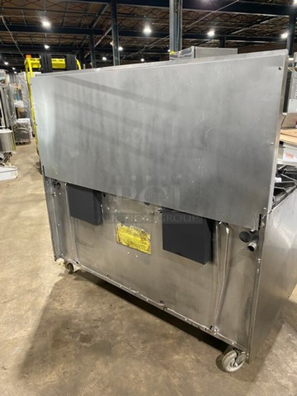 Sunfire Commercial Natural Gas Powered 10 Burner Stove! With Raised Back Splash! With 2 Full Size Oven Underneath! All Stainless Steel! On Casters! - Image 4 of 11