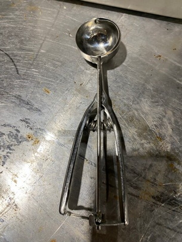 ALL ONE MONEY! MISCELLANEOUS! Includes Serving Spoon, Tongs, And More! - Image 3 of 4