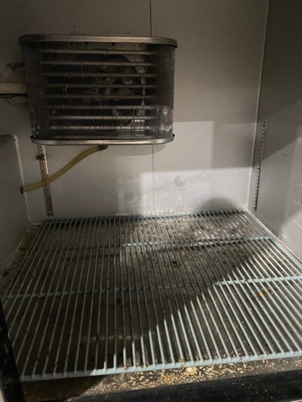 Leader Commercial 2 Door Lowboy/ Worktop Cooler! All Stainless Steel! On Casters! Model: LB60SC SN: GA01M1701A 115V 60HZ 1 Phase - Image 6 of 10