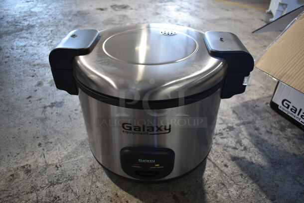 BRAND NEW SCRATCH AND DENT! Galaxy 177GRSC60 Stainless Steel 60 Cup Rice Cooker. 120 Volts, 1 Phase. Tested and Working! - Image 1 of 11