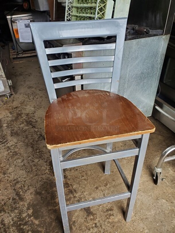 Metal Bar Chair  - Image 3 of 4