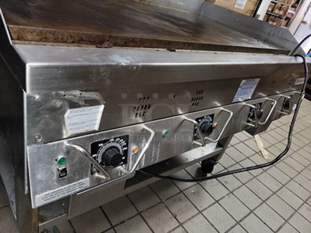 48" Natural Gas|Garland Griddle W/ Stand on casters! - Image 5 of 5