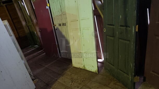 Lot of 4 Miscellaneous Doors

(Location 3) - Image 2 of 2