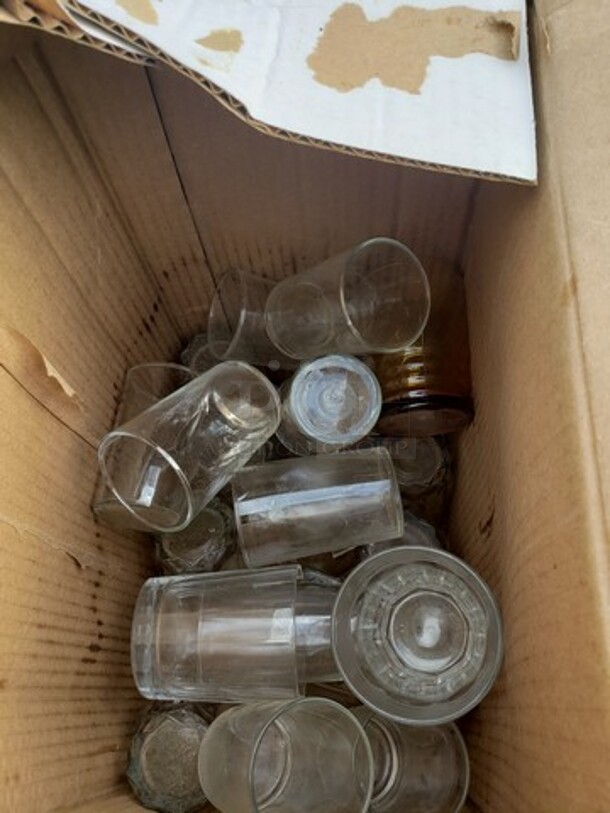 Lot of glasses - Image 2 of 2