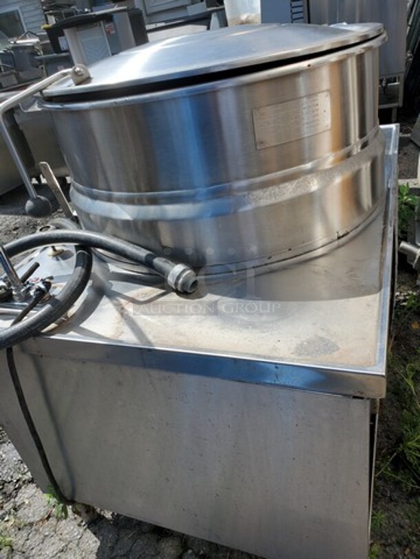 Market Forge Electric Kettle!

480 V
27 A
24 KW
3 PH
60 Hz - Image 10 of 10