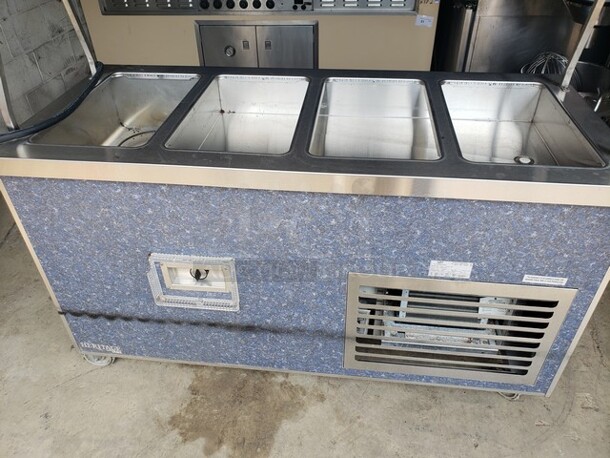 Duke 60" Hot/Cold Portable Buffet w/ (1) Hot Well & (3) Cold Sections!

115 V
1 PH
60 Hz - Image 2 of 5