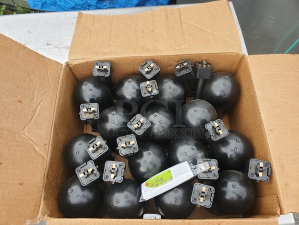 Black rail lighting/ Track lighting  - Image 3 of 4