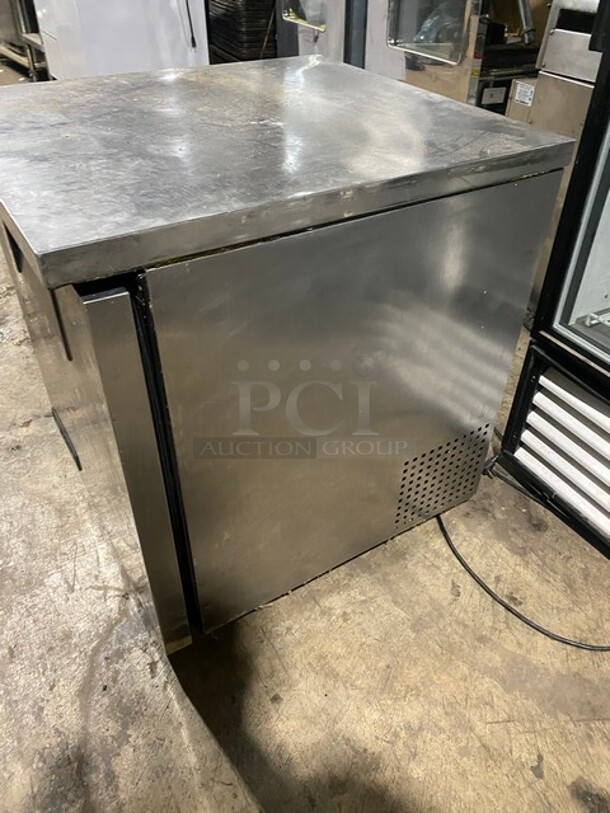 True Commercial Single Door Refrigerated Lowboy/Worktop Cooler! With Poly Coated Rack! All Stainless Steel! Model: TUC27 SN: 14441564! 115V 1Phase! - Image 4 of 9