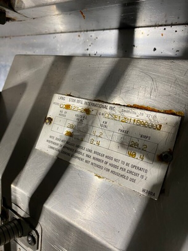 Lang Commercial Countertop Natural Gas Powered Flat Top Griddle with Clamshell Flat Hood Press! With Thermostatic Controls! Built In Hood! With Back and Side Splashes! All Stainless Steel! Model: COSS123-238 SN: CCSE 120118A0003 - Image 7 of 12