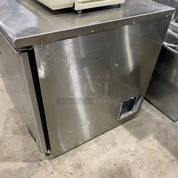 Everest Commercial Single Door Lowboy/ Worktop Cooler! All Stainless Steel! Model: ETBR1 SN: BTBR112100008 115V 60HZ 1 Phase - Image 3 of 7