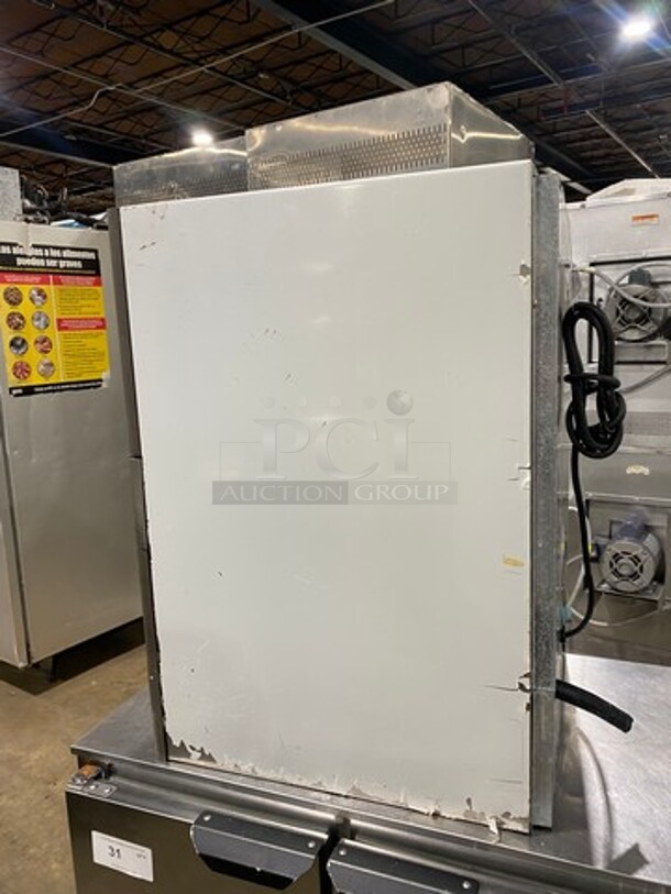 Manitowoc Commercial Under The Counter Ice Making Machine! Model QM30A SN: 031250055 115V 1 PH - Image 4 of 8