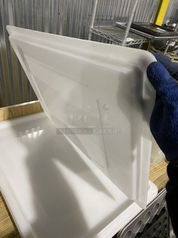 Commercial Platic Storage Bins! 4 X Your Bid! - Image 3 of 6