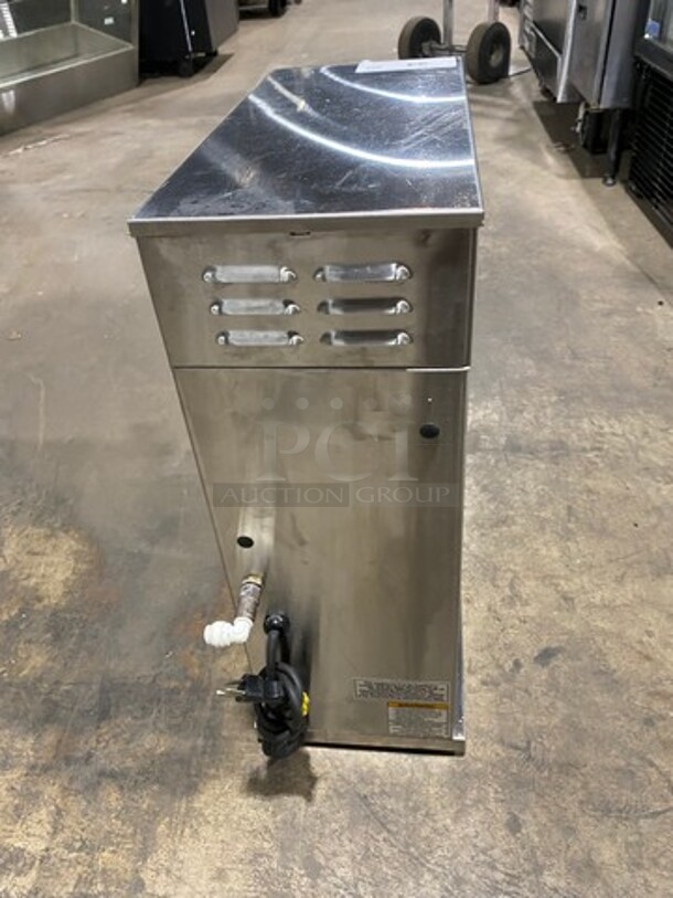Bunn Commercial Countertop Coffee Brewing Machine! With Satellite! All Stainless Steel! Model: CDBCFDV SN: CDBC025101 120V 60HZ 1 Phase - Image 3 of 8
