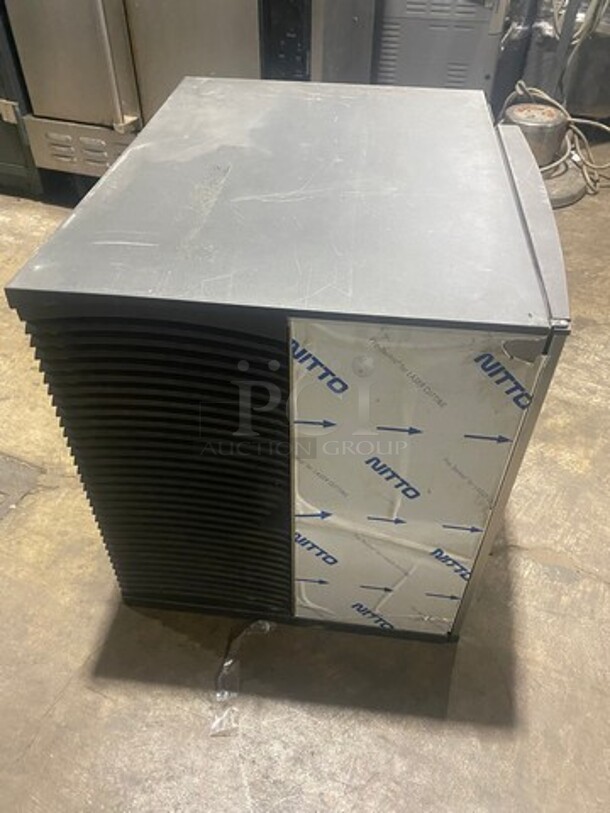 Manitowoc Commercial Ice Machine Head! Stainless Steel Body! Model: SY1074C SN: 040965819 115V 60HZ 1 Phase - Image 2 of 6