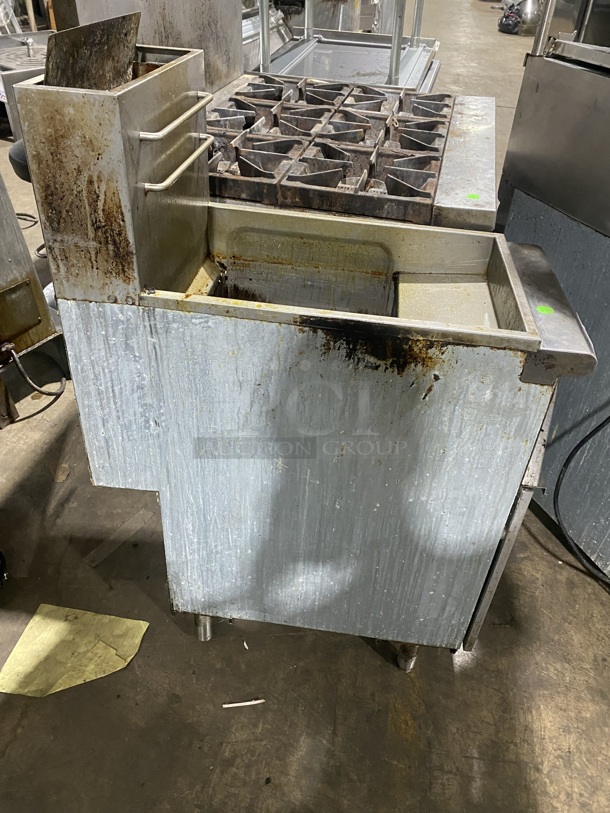  Avantco All Stainless Steel Commercial Floor Style Natural Gas Powered 4 Burner 40 lb. Deep Fat Fryer! On Legs! MODEL:FF400-N SN:15110143 120,000 BTU! Working When Removed! - Image 5 of 6