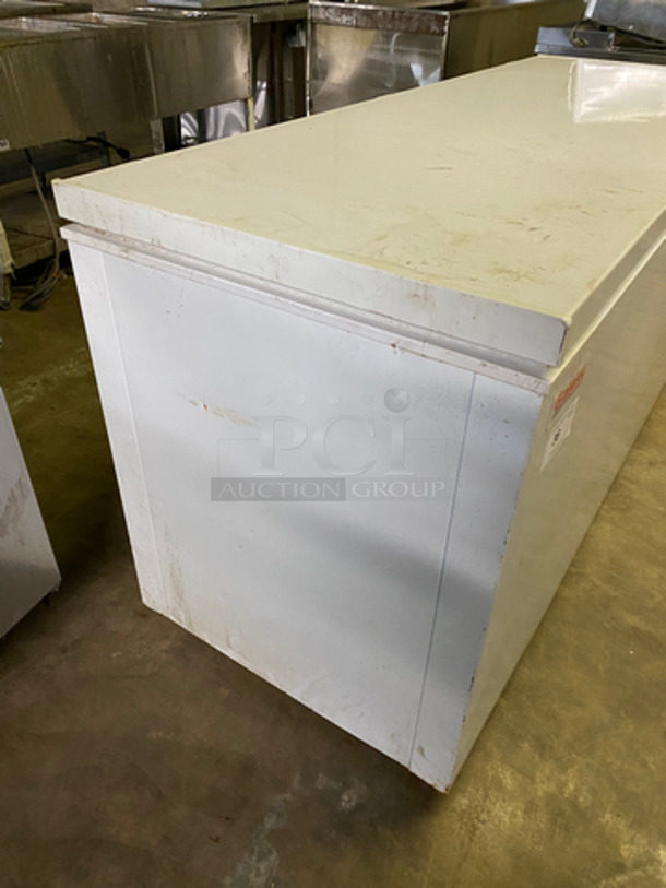 Galaxy Reach In Chest Freezer! With Hinged Lid! 115V 60HZ 1 Phase - Image 3 of 8