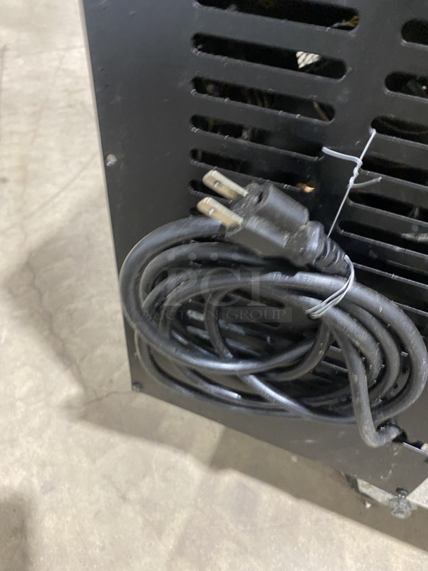 All Stainless Steel Commercial 2 Drawer Refrigerated Chef Base Cooler! On Casters!   115V 1Phase!  - Image 8 of 8