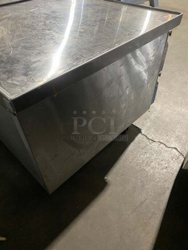 SLIGHTLY USED! LATE MODEL! 2022 Asber Commercial Refrigerated 4 Drawer Chef Base! All Stainless Steel! On Casters! POWERS ON, DOES NOT GET DOWN TO TEMPERATURE! Model: ACBR72HC SN: 8102599613 115V 60HZ 1 Phase - Image 4 of 8