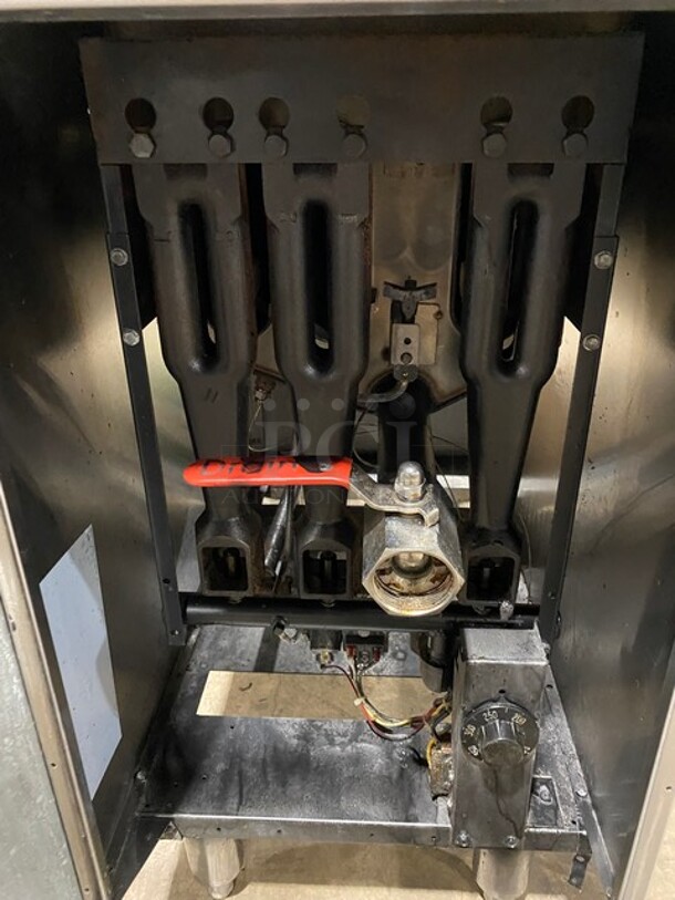 American Range Commercial Natural Gas Powered Deep Fat Fryer! With Backsplash! All Stainless Steel! On Legs!  - Image 7 of 9
