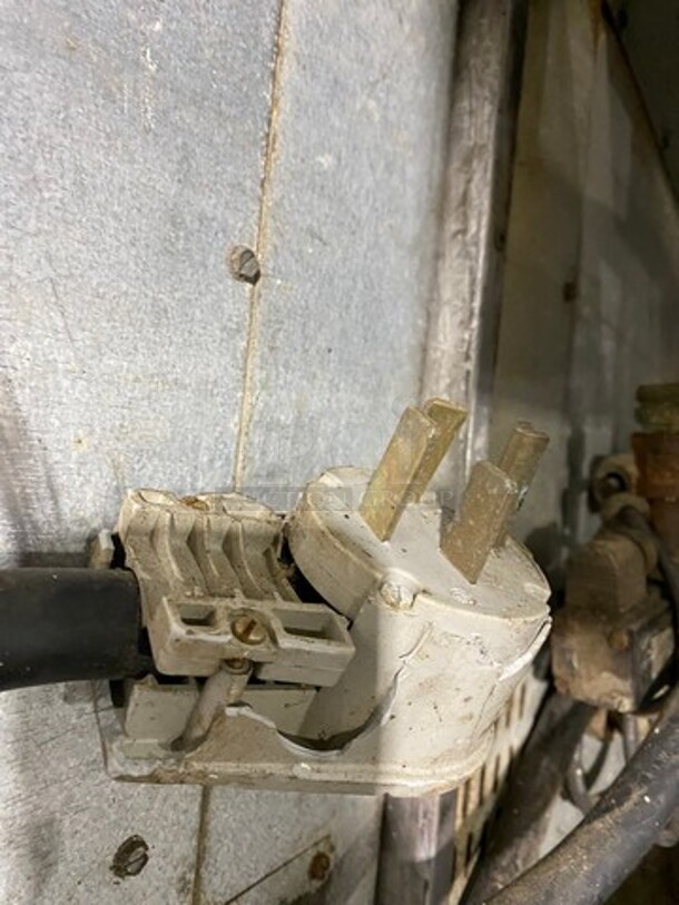 Sveba Dahlin Electric Powered Double Deck Baking/ Pizza Oven! All Stainless Steel! 2x Your Bid Makes One Unit! Model: DC12DD SN: 164156019619 208/230V - Image 11 of 11