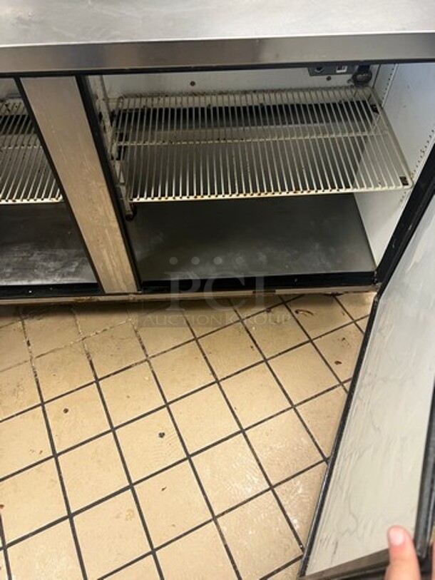 True Commercial Refrigerated Sandwich Prep Table! With 2 Door Underneath Storage Space! All Stainless Steel! On Casters! WORKING WHEN REMOVED! Model: TSSU6016 SN: 13305593 115V 60HZ 1 Phase - Image 5 of 6