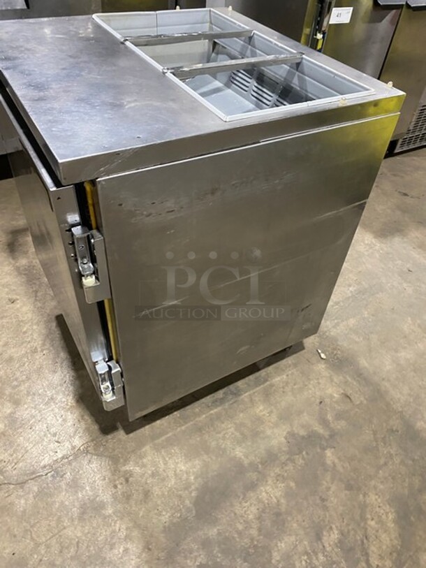 Beverage Air Commercial Refrigerated Sandwich Prep Table! With Single Door Underneath Storage Space! All Stainless Steel! On Legs! Model: SUR27 SN: 4405618 115V 60HZ 1 Phase - Image 3 of 8