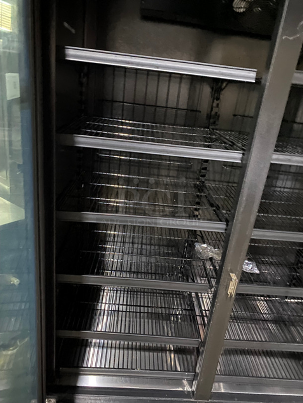 Master Bilt Commercial 3 Door Reach In Cooler Merchandiser! With View Through Doors! With Racks! Model: BLG74HGP SN: 1912309672 115V 60HZ 1 Phase - Image 6 of 9