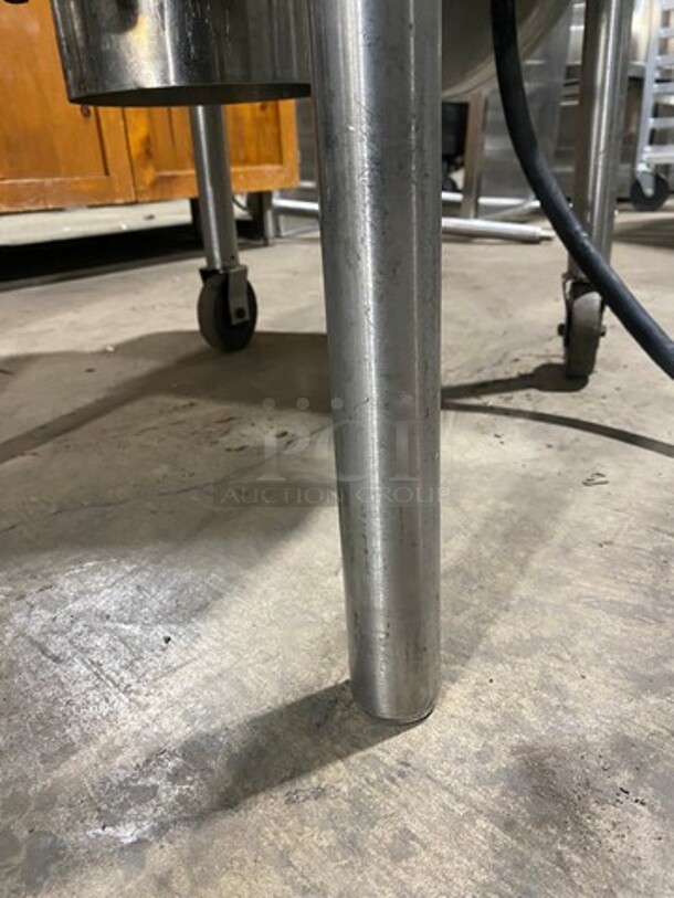 Winston Commercial Electric Powered Pressure Fryer! All Stainless Steel! On Legs! Model: PS2410 SN: 070899131151 240/208V - Image 9 of 10