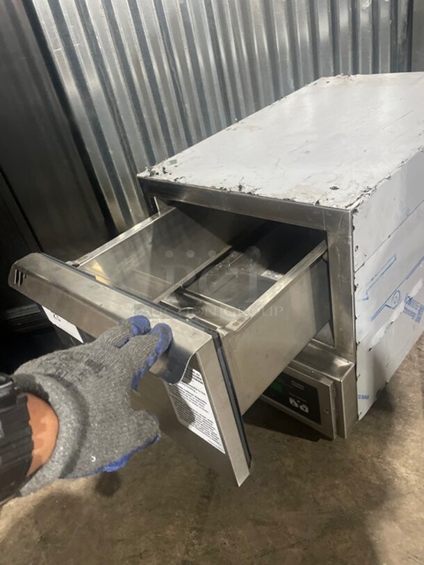 Winston Stainless Steel Commercial Countertop Single Drawer Warming Drawer! MODEL HBBON1GE SN:20190213-0086 120V 1PH - Image 5 of 8