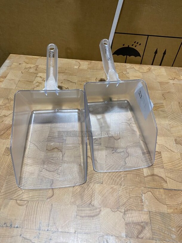 NEW! Carlisle Poly Scoops! 2x Your Bid! MODEL N4364 - Image 2 of 6