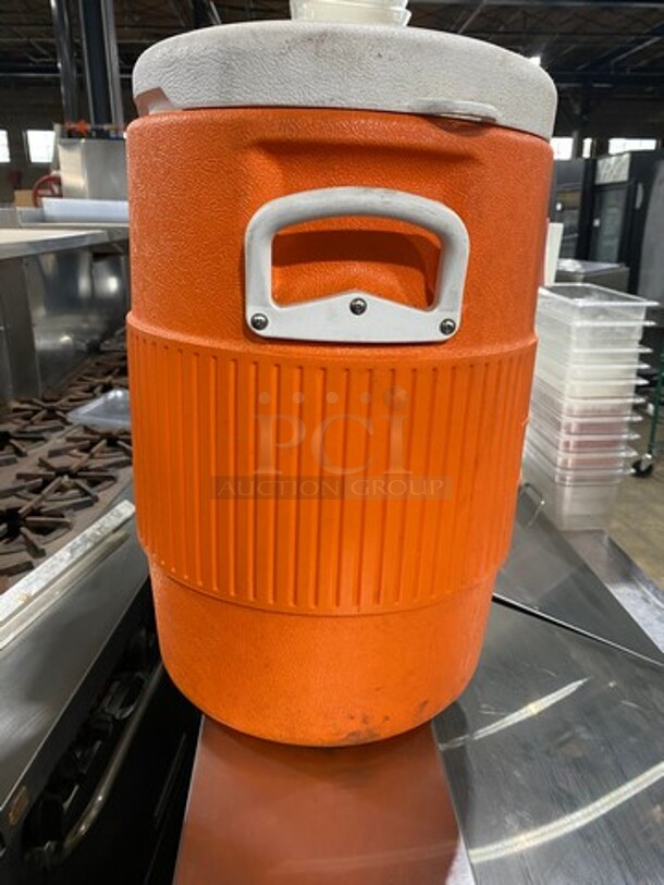 Igloo Orange And White Poly Portable 5 Gallon Beverage Cooler! With Lid! With Side Handles! - Image 3 of 8
