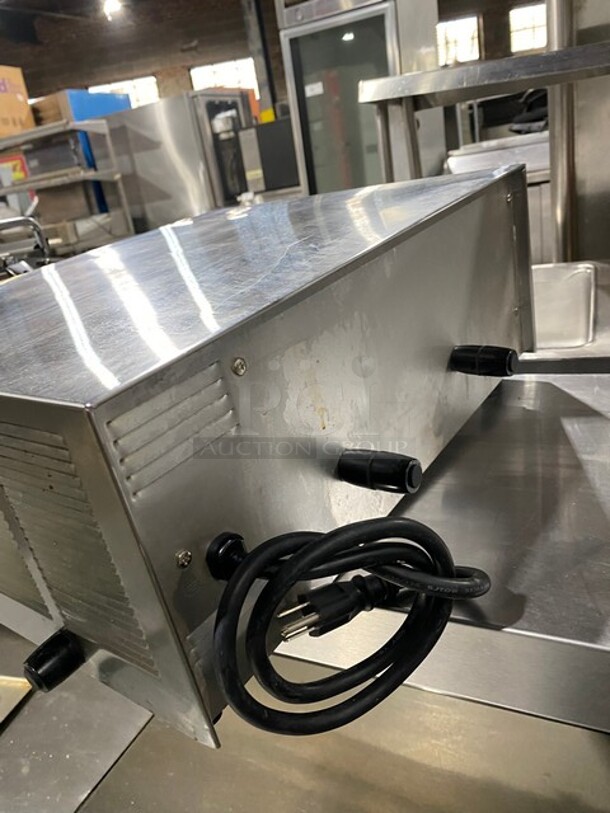 Wisco Commercial Countertop Electric Powered Pizza! MODEL 425C SN:J033841 120V - Image 5 of 9