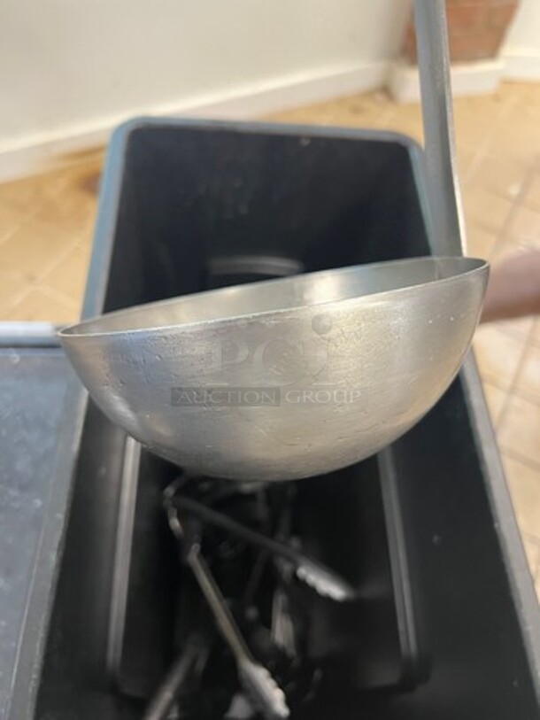 Stainless Steel 32 OZ Ladle! With Hook! - Image 4 of 4