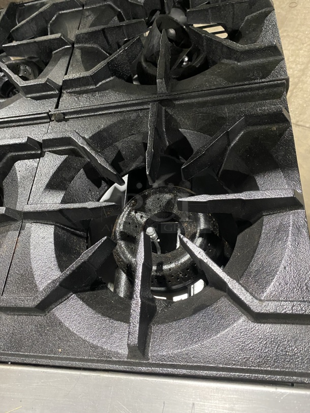 American Range AR-4 Stainless Steel Commercial Natural Gas Powered 4 burner Ranger W/ Oven and Back Splash! On Casters!  - Image 6 of 9